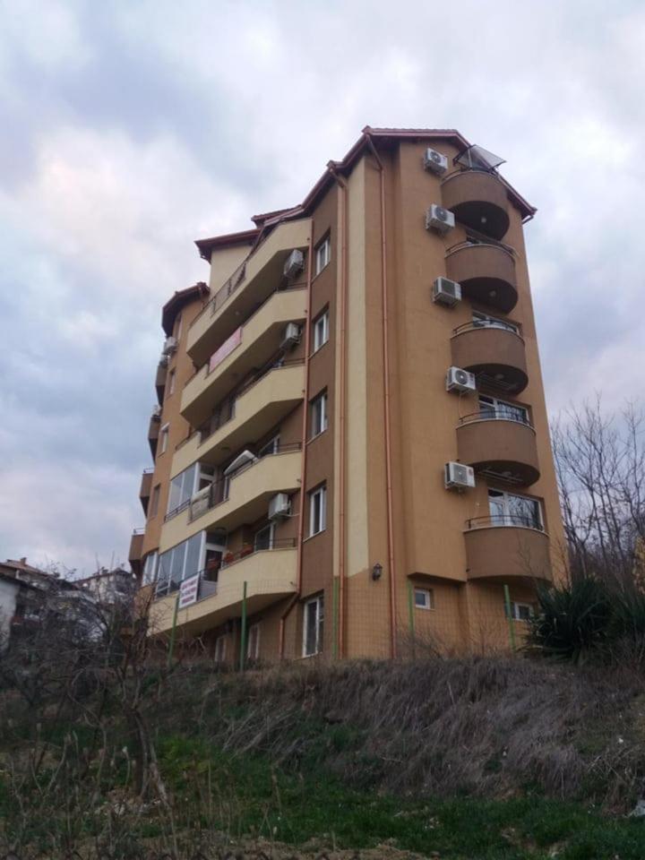 Sandanski Holiday Apartment1 Экстерьер фото